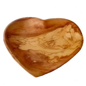 bol en bois d'olivier en forme de cœur
