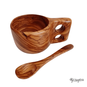 Tasse en bois d'olivier